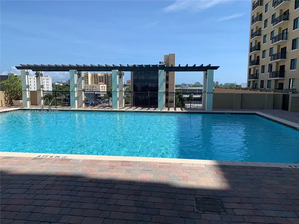 $2,200 | 4242 Northwest 2nd Street, Unit 1407, Miami, FL 33126