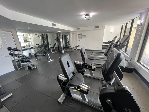 $2,200 | 4242 Northwest 2nd Street, Unit 1407, Miami, FL 33126