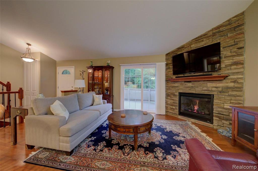 1161 Pine Ridge Court, Unit 143 Rochester Hills, MI 48306 - Photo 14 of 45