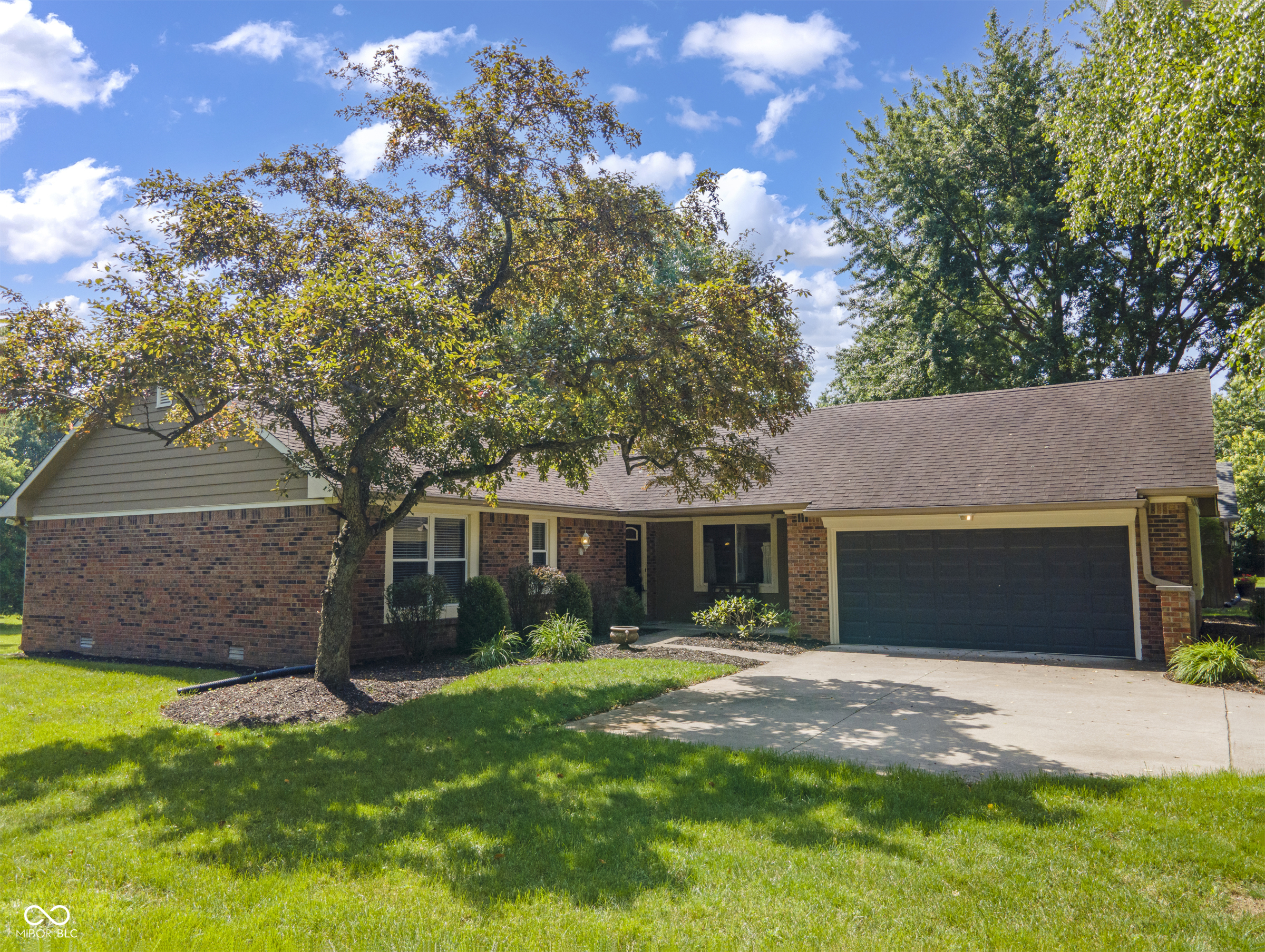 13953 Oak Ridge Road Carmel, IN 46032 - Photo 2 of 54