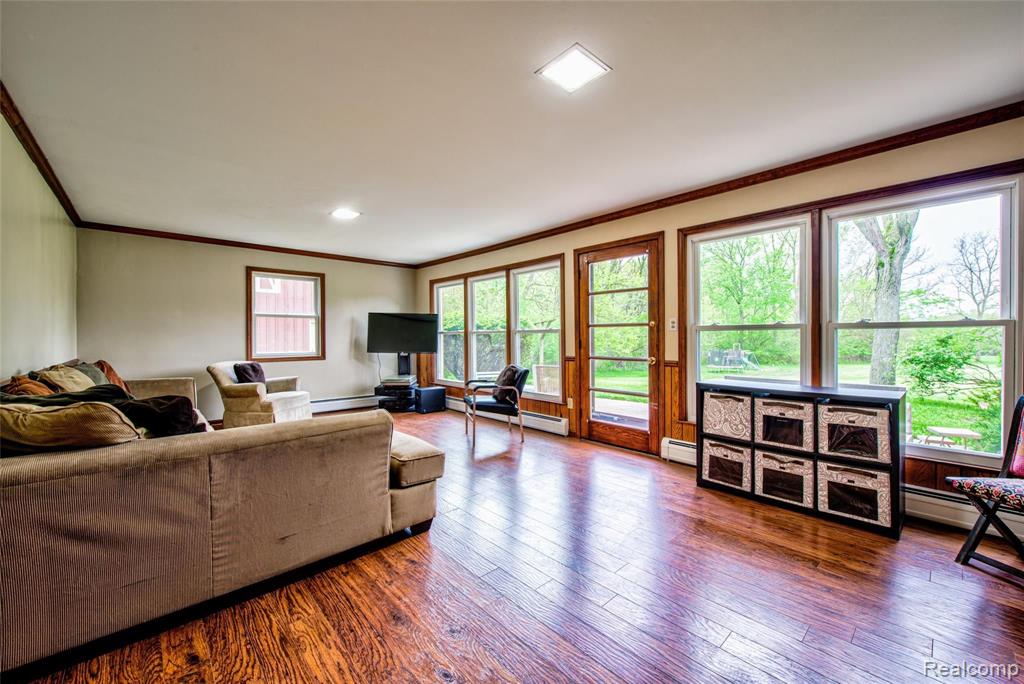 32671 West Eleven Mile Road Farmington Hills, MI 48336 - Photo 27 of 35