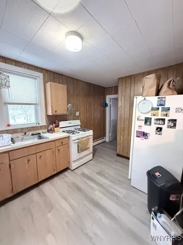 $109,900 | 10516 Railroad Avenue, North Collins, NY 14111