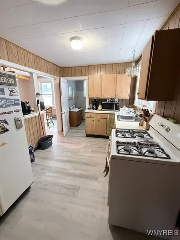 $109,900 | 10516 Railroad Avenue, North Collins, NY 14111