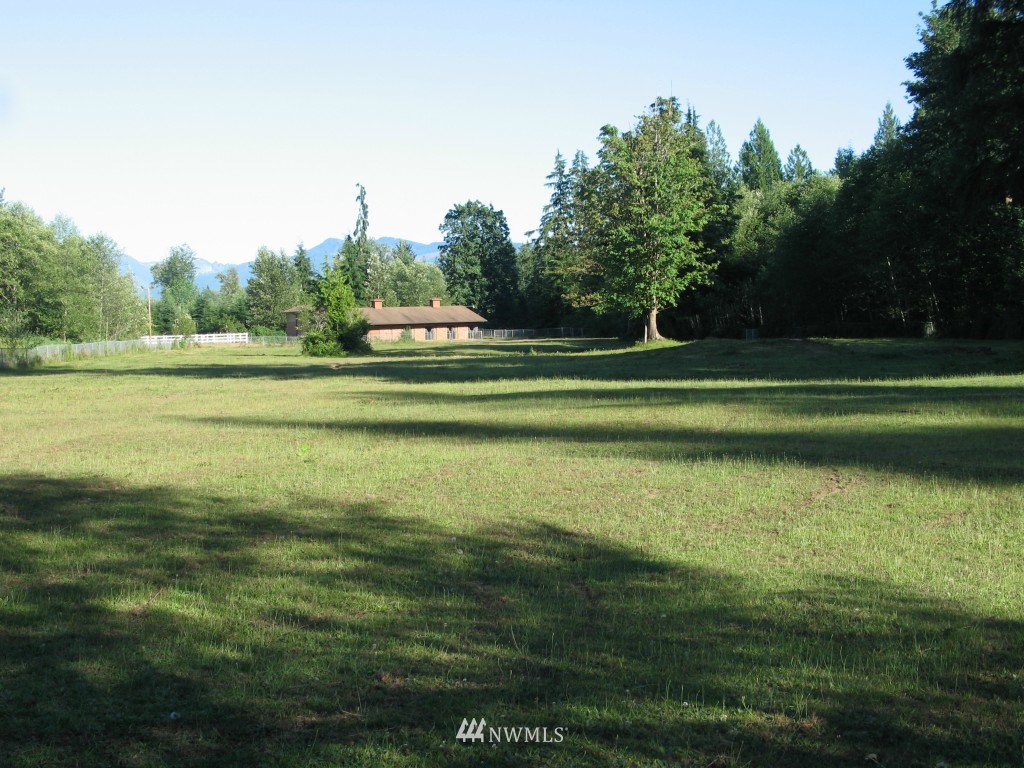 25724 Parker Road Monroe, WA 98272 - Photo 17 of 25