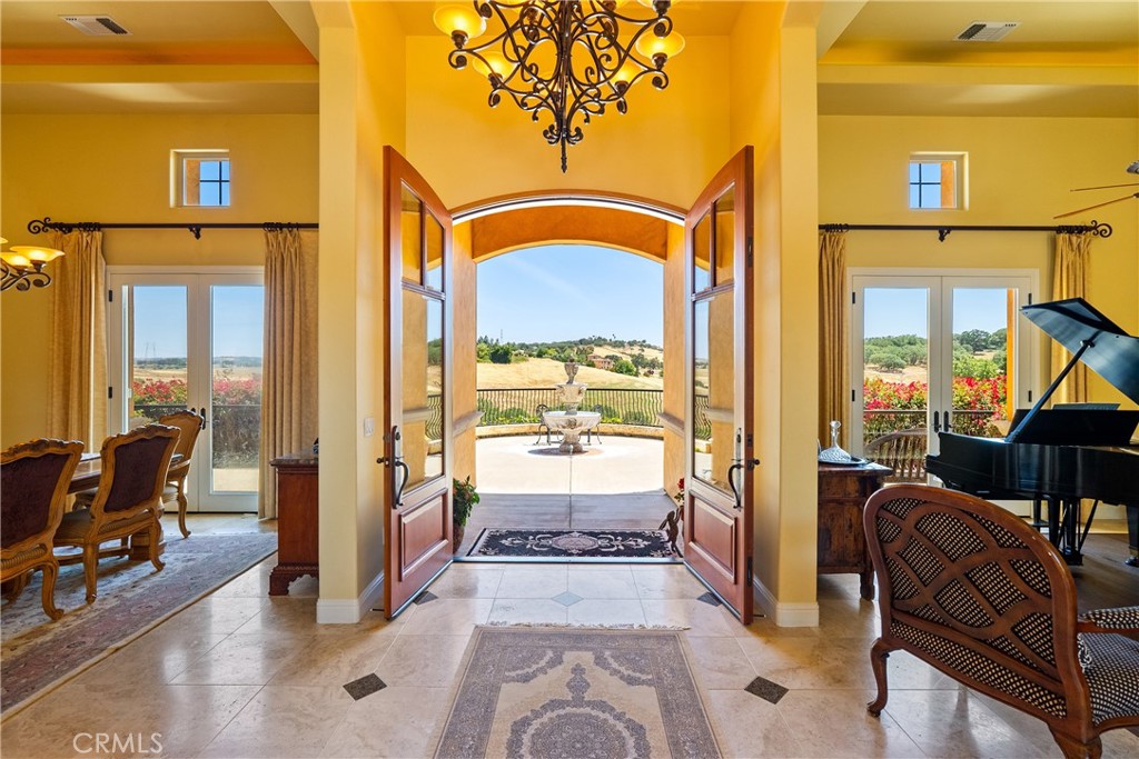 2035 Rancho Caro Road Templeton, CA 93465 - Photo 9 of 32 Gallery Image 9