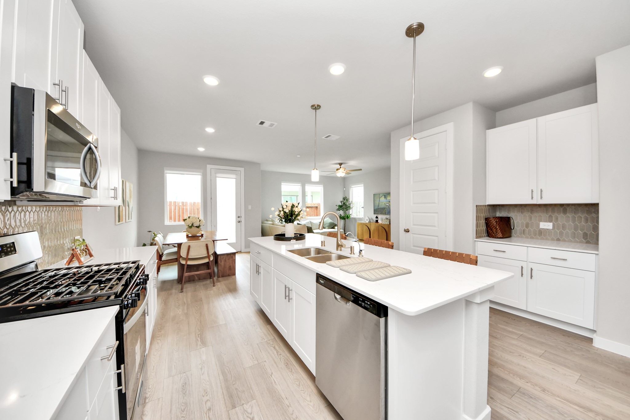 4205 Hatch Silo Lane Houston, TX 77080 - Photo 12 of 36