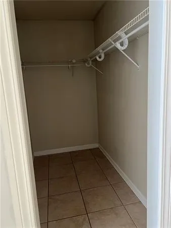 $2,400 | 317 West 24th Avenue, Covington, LA 70433