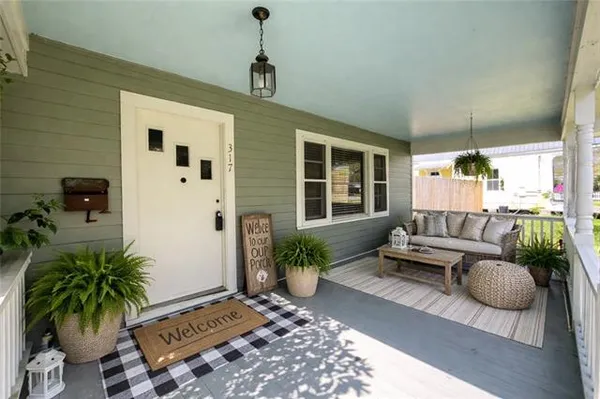 $2,400 | 317 West 24th Avenue, Covington, LA 70433