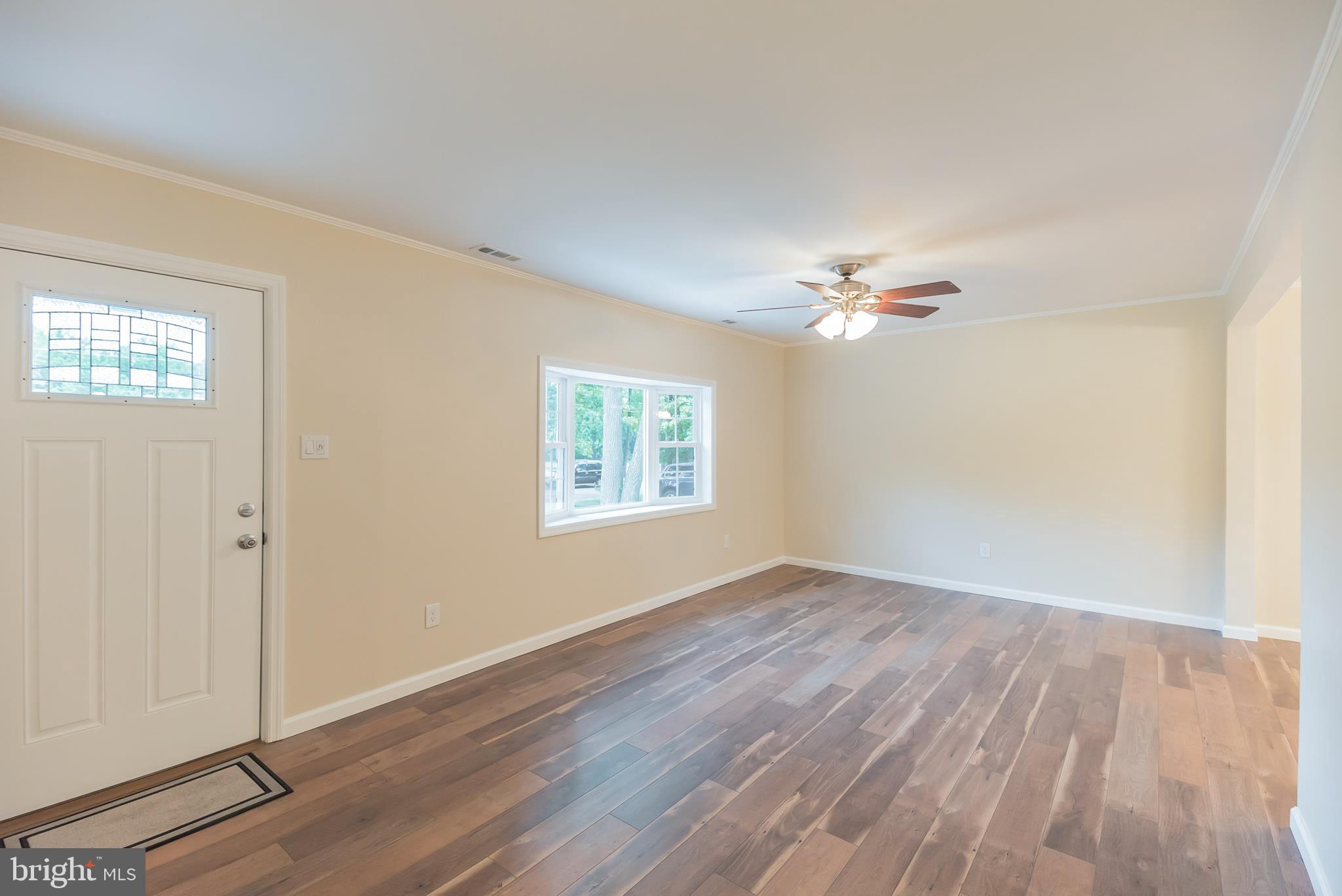 815 Walnut Avenue Lindenwold, NJ 08021 - Photo 4 of 30 Gallery Image 4