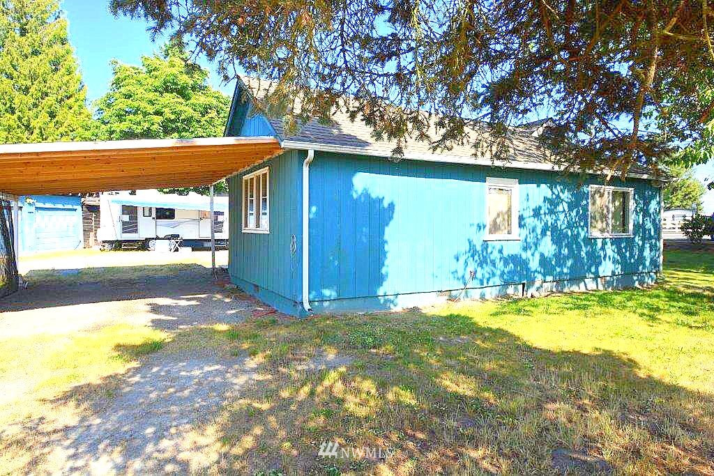 4623 Gay Road East Tacoma, WA 98443 - Photo 4 of 25