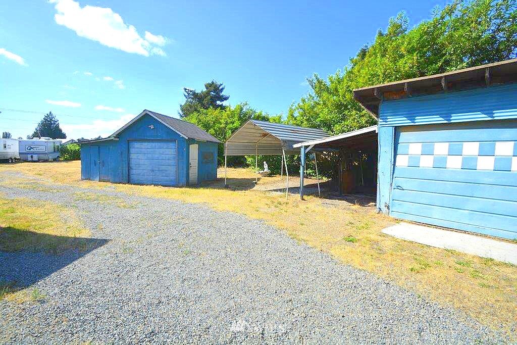 4623 Gay Road East Tacoma, WA 98443 - Photo 6 of 25
