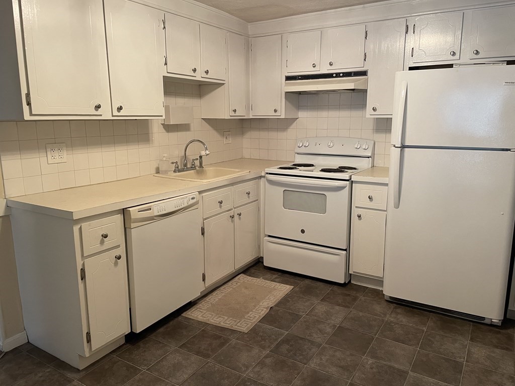 41 Spencer Road, Unit 14G Boxborough, MA 01719 - Photo 6 of 10