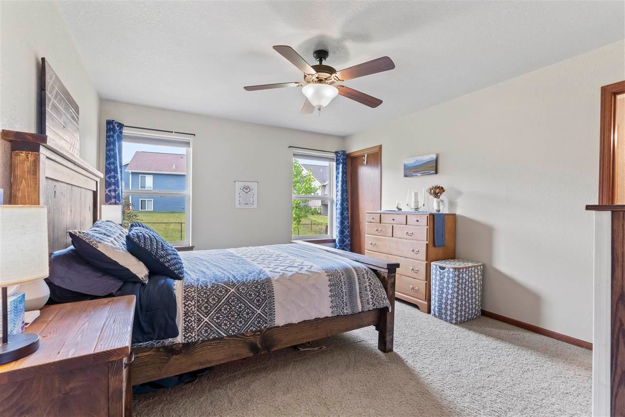 5703 Ruhd Street Southwest Cedar Rapids, IA 52404 - Photo 11 of 25 Gallery Image 11