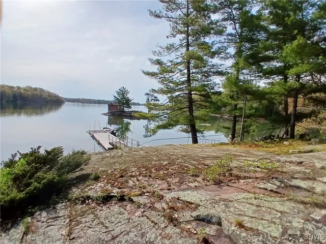 $349,500 | 43206 Murray, Clayton, NY 13624