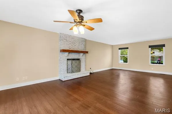 $425,000 | 82 Spencer Trail, St. Peters, MO 63376
