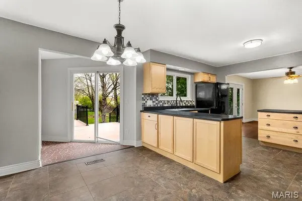 $425,000 | 82 Spencer Trail, St. Peters, MO 63376