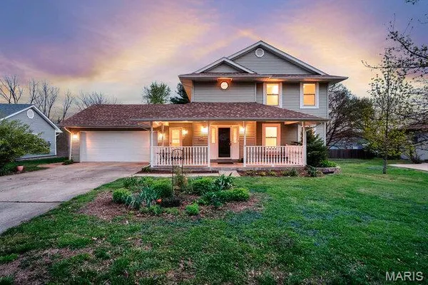 $425,000 | 82 Spencer Trail, St. Peters, MO 63376