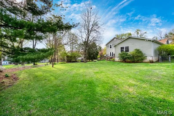 $425,000 | 82 Spencer Trail, St. Peters, MO 63376