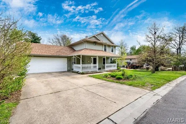 $425,000 | 82 Spencer Trail, St. Peters, MO 63376
