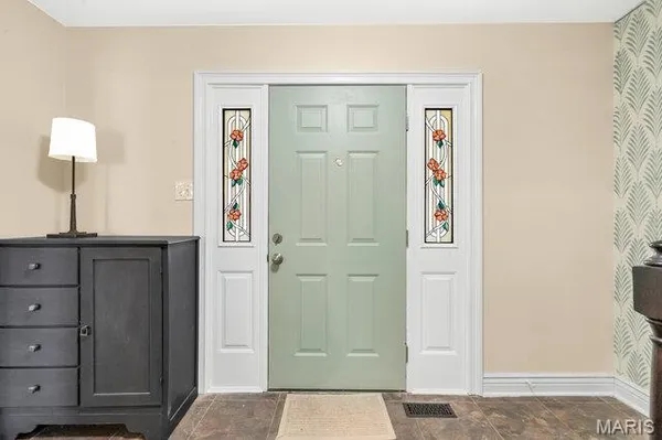 $425,000 | 82 Spencer Trail, St. Peters, MO 63376