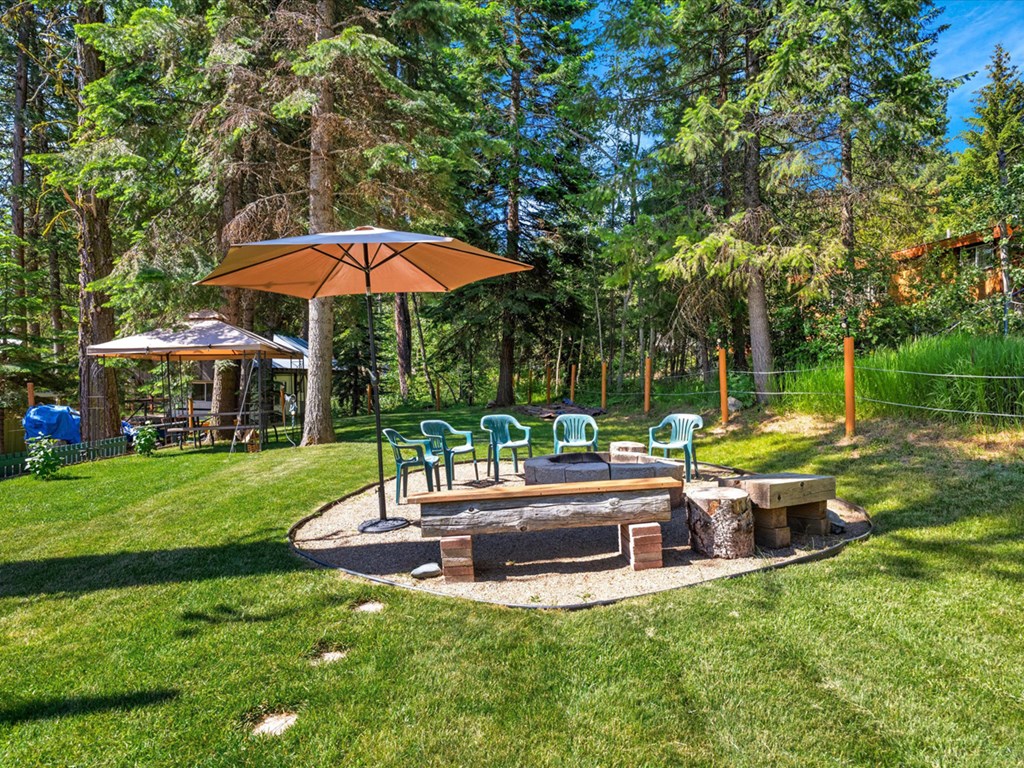 497 Micki Road Cascade, ID 83611 - Photo 14 of 21 Beautiful Backyard Nestled in the Trees