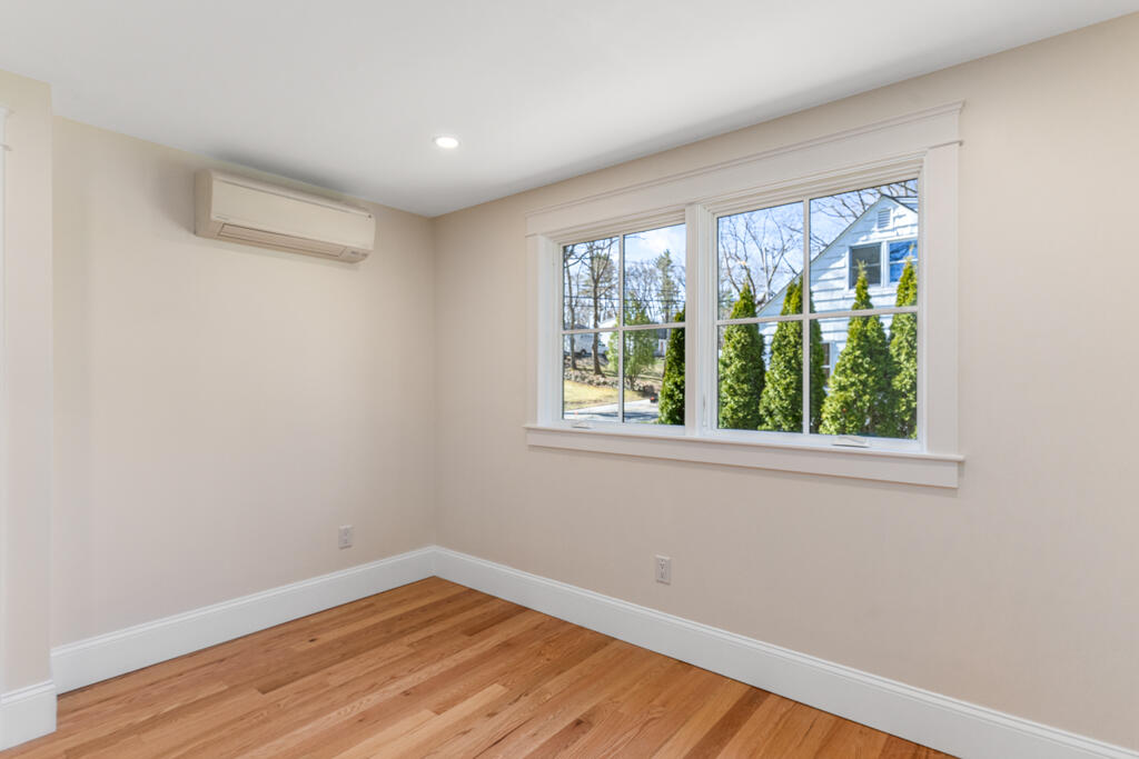 505 Mitchell Road Cape Elizabeth, ME 04107 - Photo 35 of 77 DSC05159