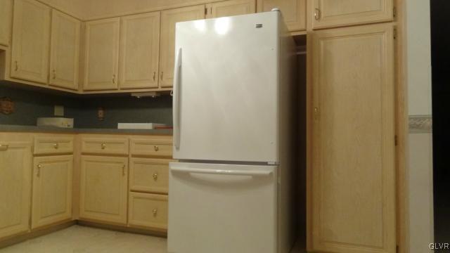 341 Spring Street Bethlehem, PA 18018 - Photo 3 of 14 Gallery Image 3