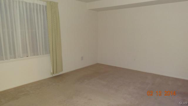 341 Spring Street Bethlehem, PA 18018 - Photo 7 of 14 Gallery Image 7