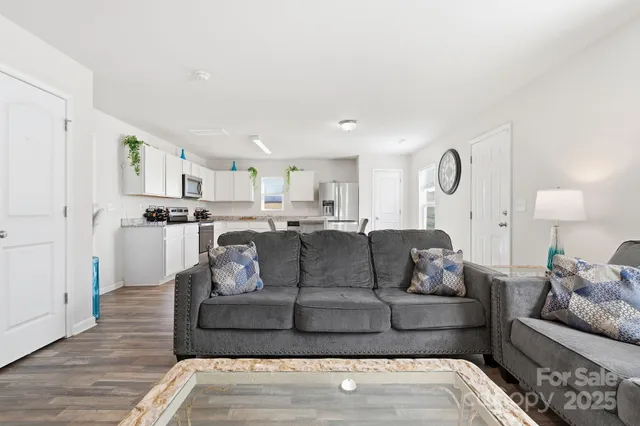 $275,000 | 139 Jo Creek Lane, Harmony, NC 28634