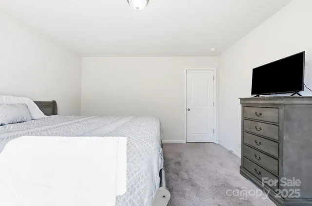 $275,000 | 139 Jo Creek Lane, Harmony, NC 28634