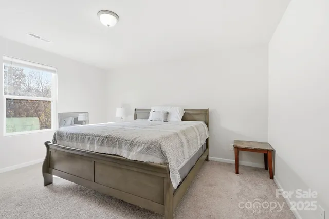 $275,000 | 139 Jo Creek Lane, Harmony, NC 28634