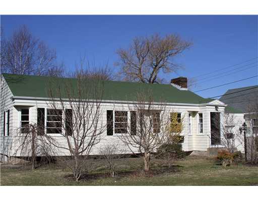 79 Annandale Road Newport, RI 02840 - Photo 1 of 2 Exterior Front.