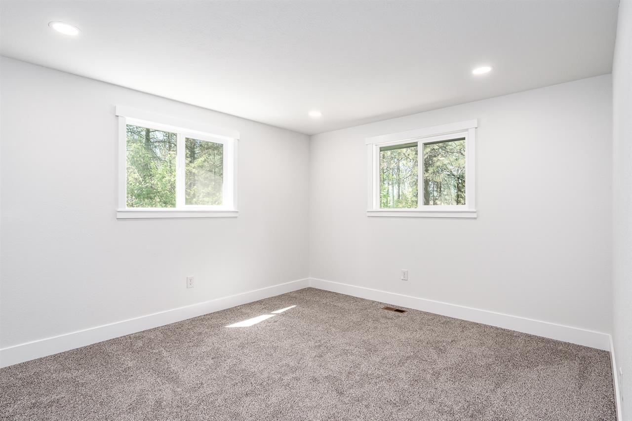 4107 West Jensen Road Cheney, WA 99004 - Photo 10 of 20