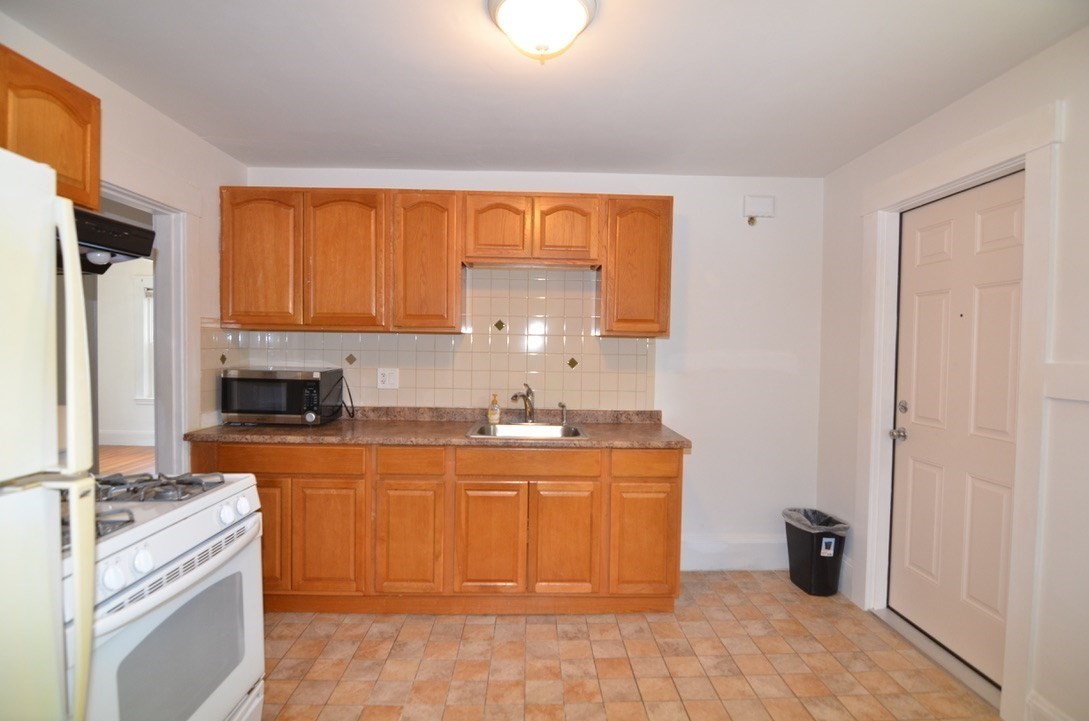 23 Janet Road Quincy, MA 02170 - Photo 2 of 13 Gallery Image 2