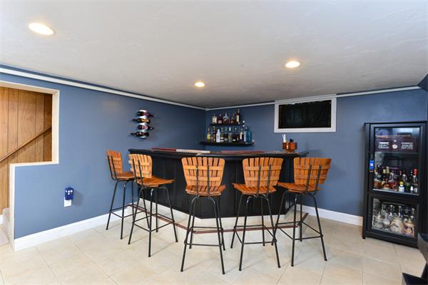 49 Farnham Road Stoughton, MA 02072 - Photo 20 of 28 a view of a livingroom with furniture and workspace