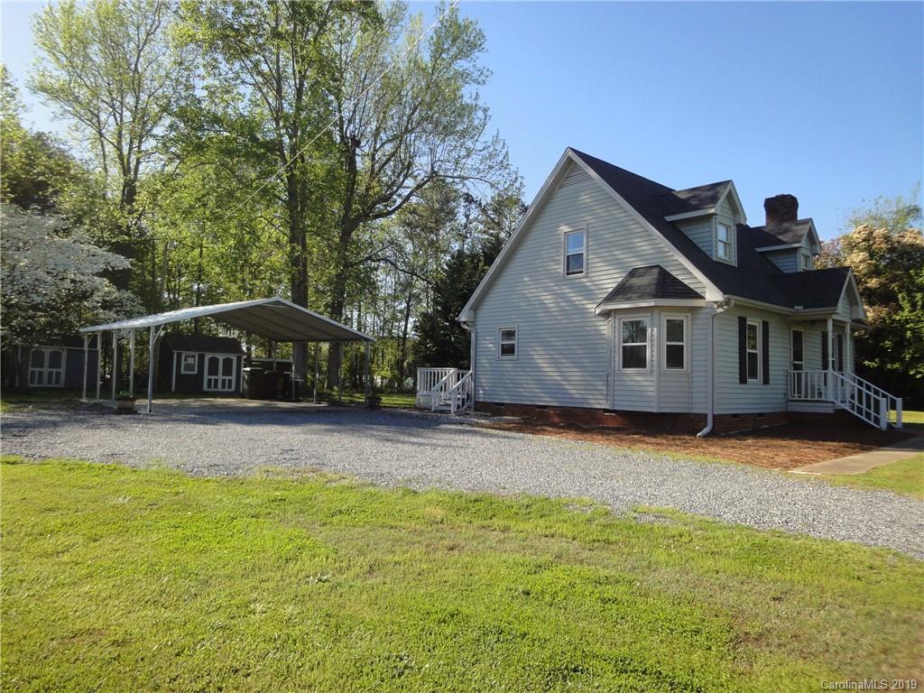 9601 Washam Potts Road Cornelius, NC 28031 - Photo 3 of 18 Gallery Image 3