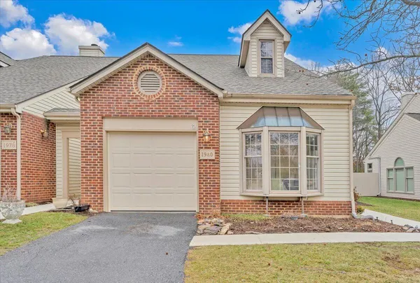 $329,950 | 1980 Ashley Lane Southwest, Roanoke, VA 24018