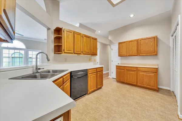 $329,950 | 1980 Ashley Lane Southwest, Roanoke, VA 24018