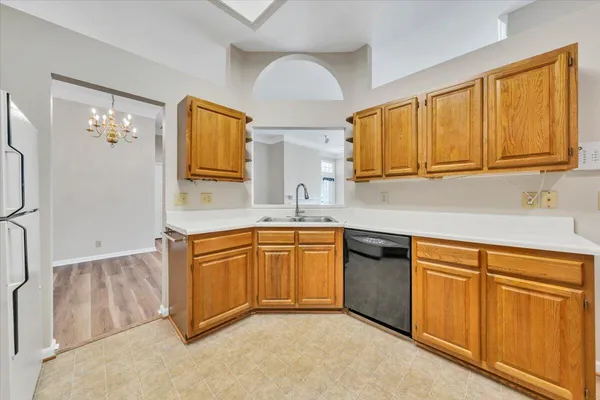 $329,950 | 1980 Ashley Lane Southwest, Roanoke, VA 24018