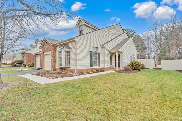 $329,950 | 1980 Ashley Lane Southwest, Roanoke, VA 24018