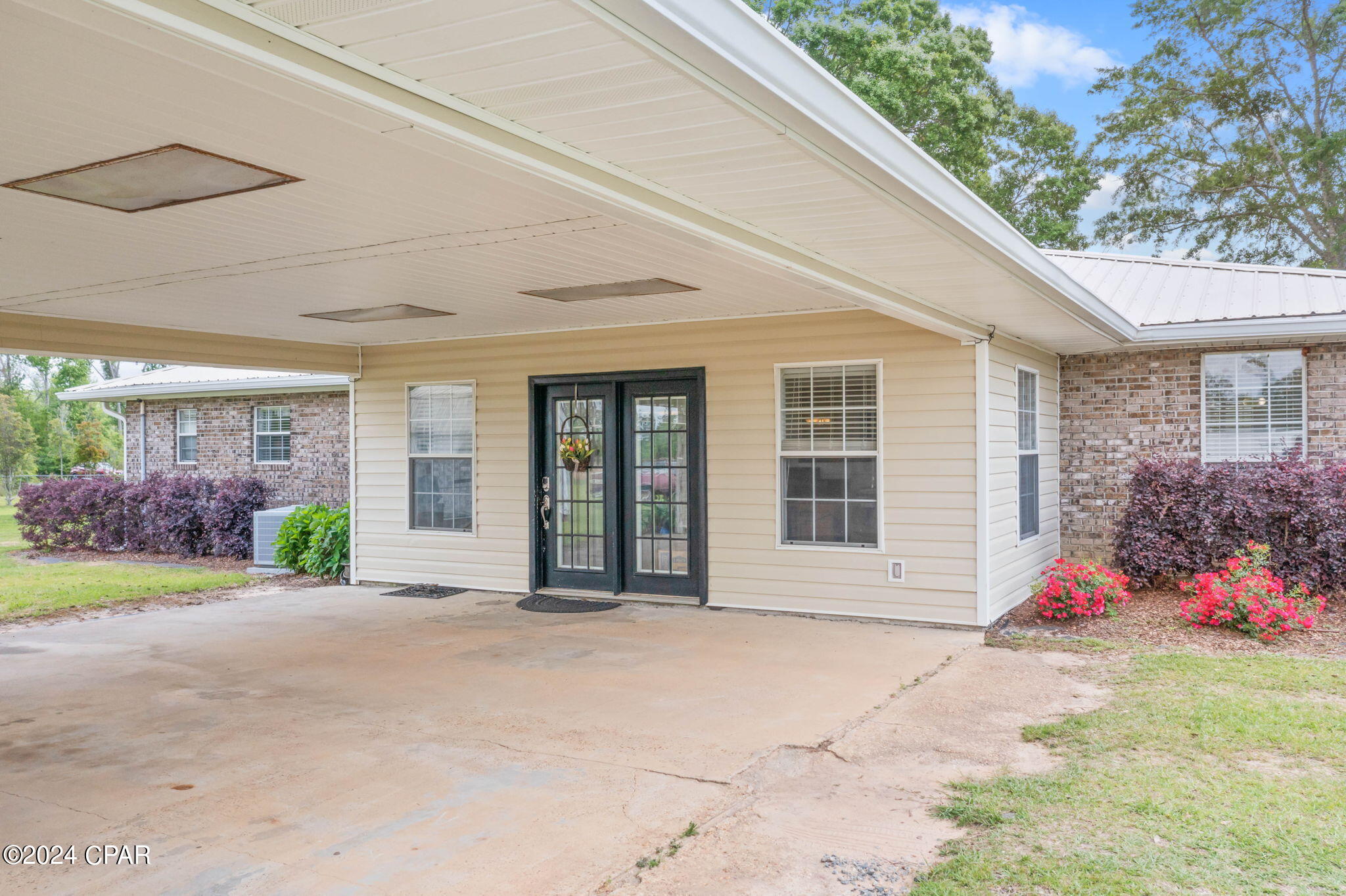 3111 Rushin Road Cottondale, FL 32431 - Photo 4 of 33