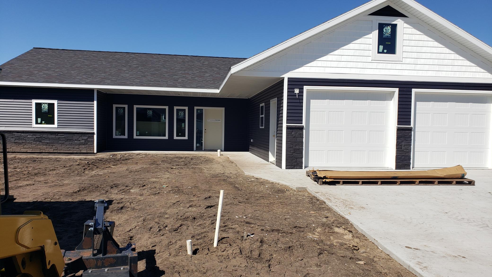 1019 8th Avenue Northeast Perham, MN 56573 - Photo 1 of 2