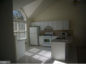 166 Bowline Road Manahawkin, NJ 08050 - Photo 3 of 4