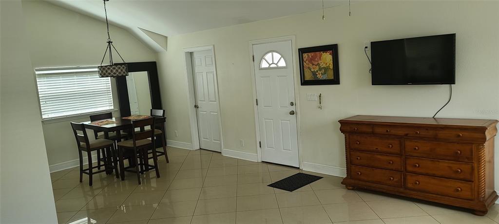 807 Turner Street, Unit 5 Clearwater, FL 33756 - Photo 5 of 6 a view of a livingroom with furniture