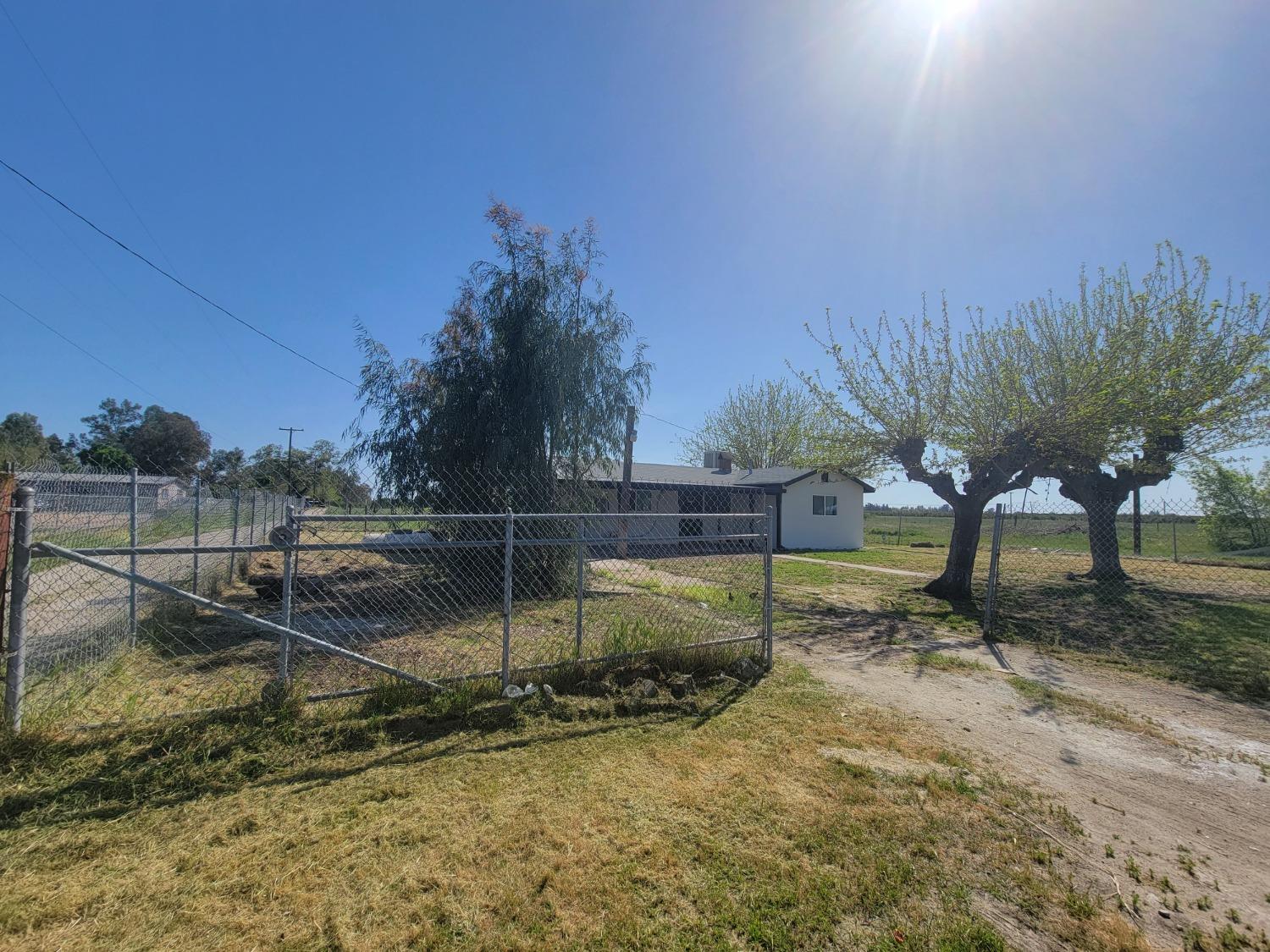 20103 Goodfellow Avenue Reedley, CA 93654 - Photo 1 of 34 Gallery Image 1