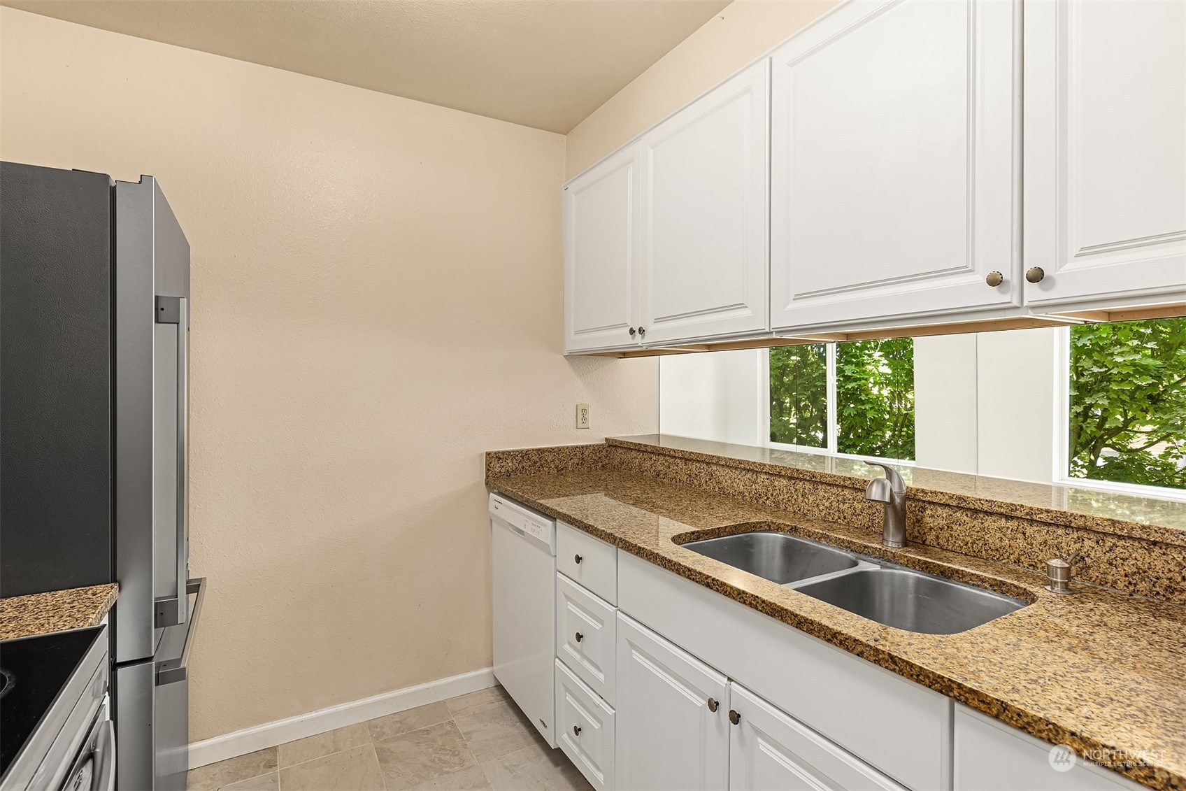 3233 Northeast 12th Street, Unit 214 Renton, WA 98056 - Photo 4 of 21 Gallery Image 4