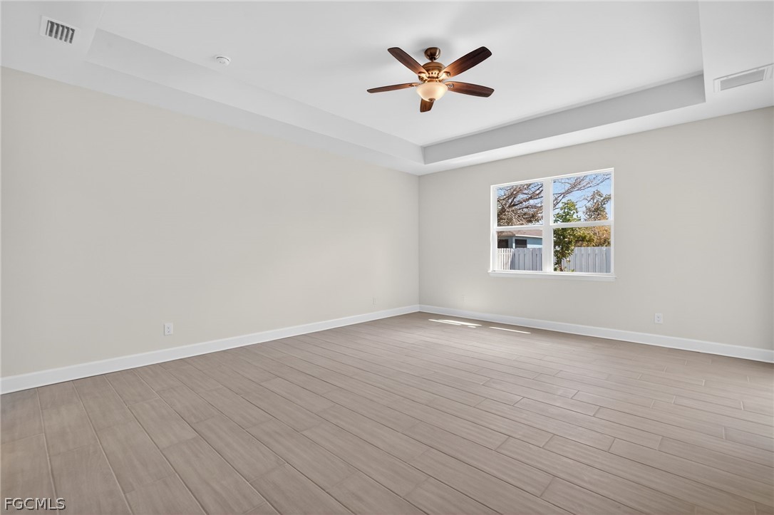 133 Southwest 9th Place Cape Coral, FL 33991 - Photo 19 of 33