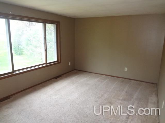 W7603 Cemetery Road Pembine, WI 54156 - Photo 4 of 20 Gallery Image 4