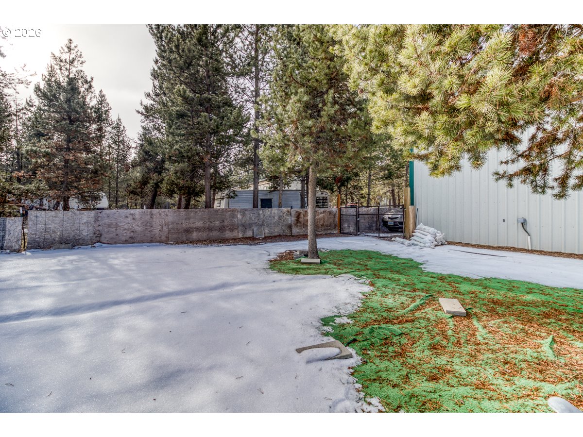 53772 2nd Street La Pine, OR 97739 - Photo 13 of 30
