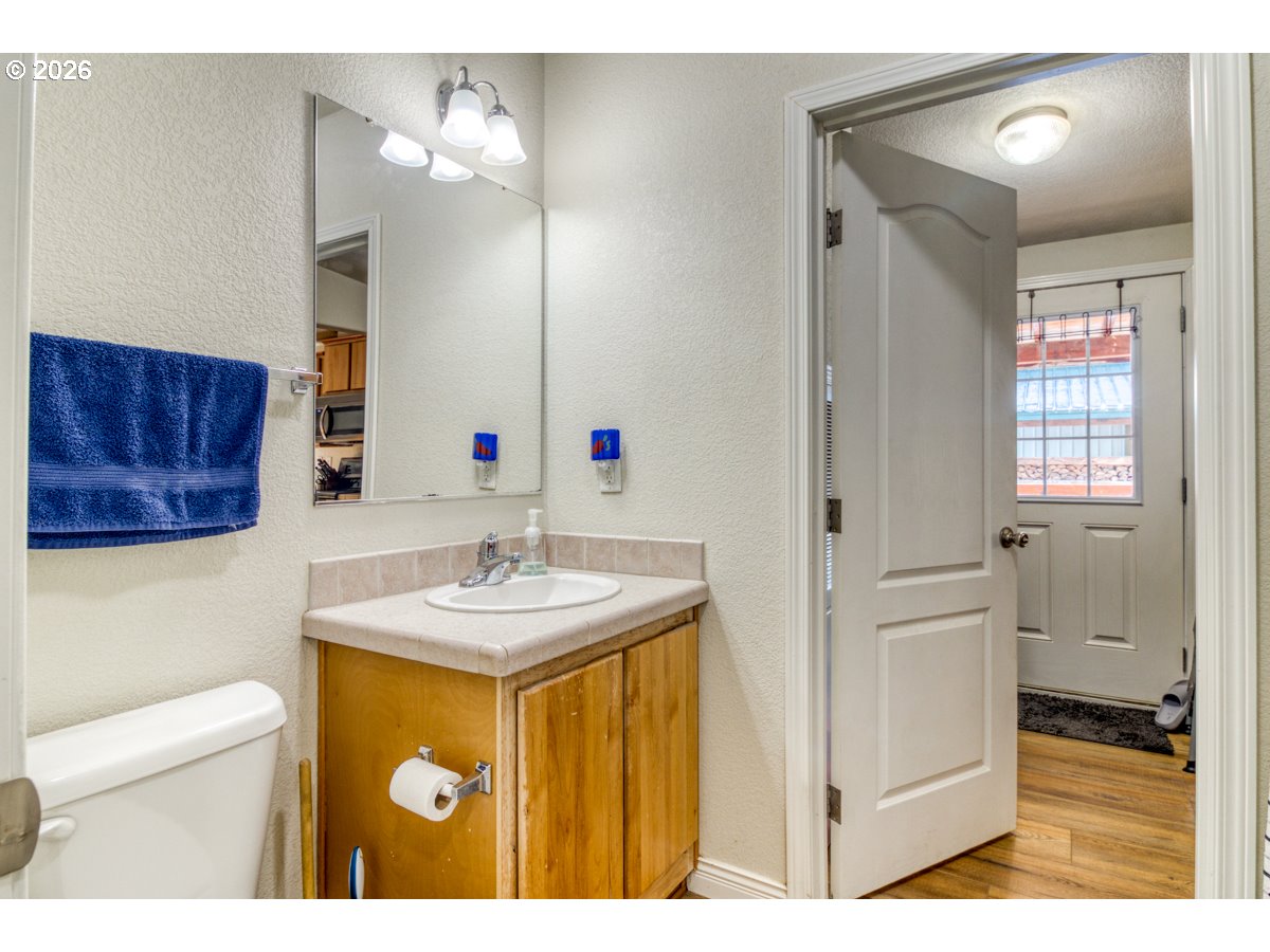 53772 2nd Street La Pine, OR 97739 - Photo 21 of 30